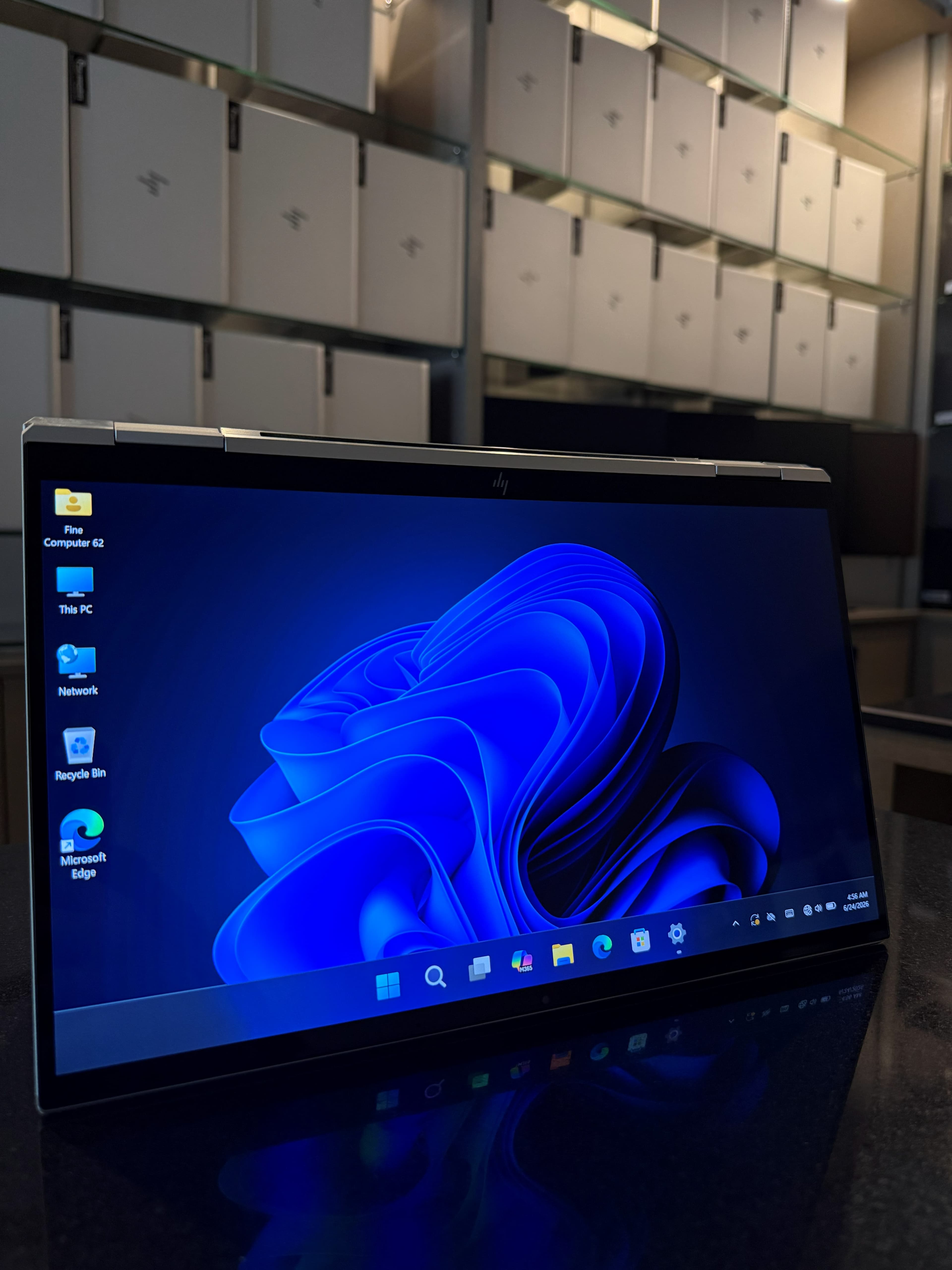 HP 1030 G8